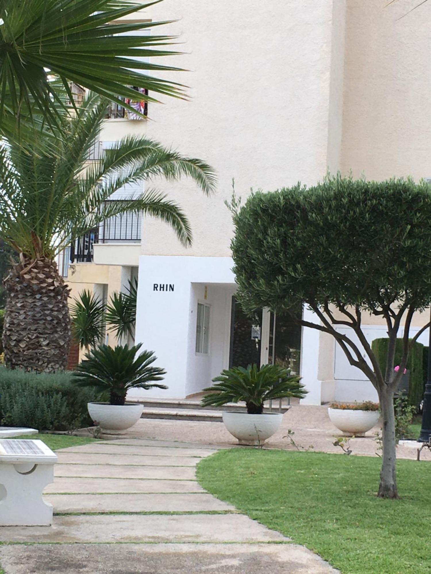 Cosy, Seaview Apartment, Close To Beach And Bars -Edificio Rhin Campoamor Exteriör bild